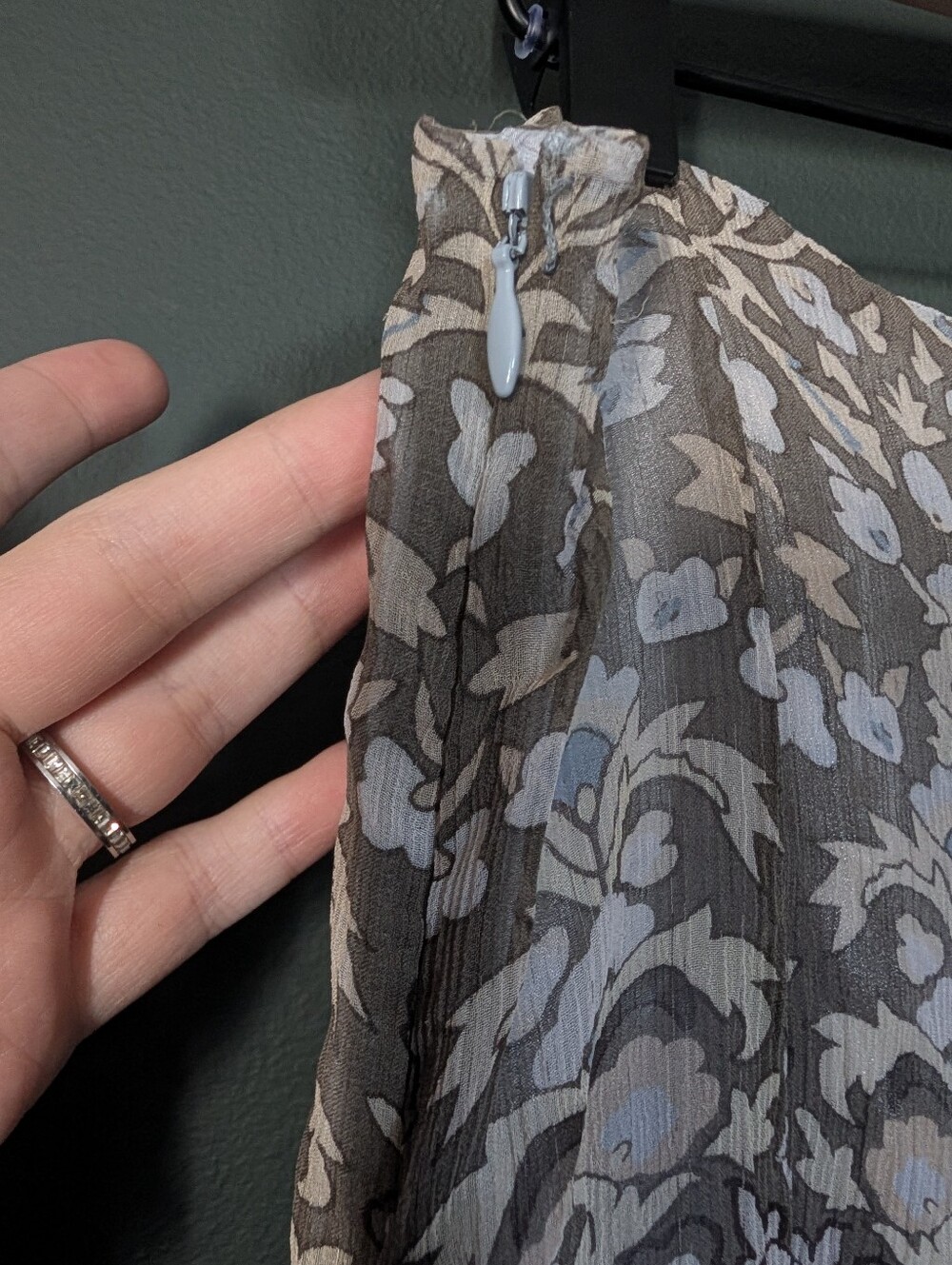 T Tahari 100% Silk Printed Circle Skirt - Picture 8 of 10